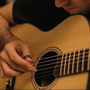 白嫩小脚老师玉足足h交视频
